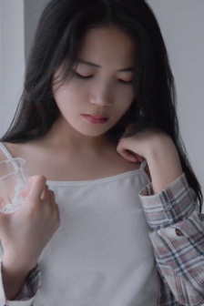 浴女