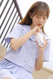 玉女桃花轻蜜粉定妆
